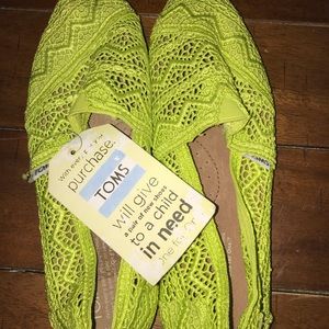 Tom Neon lime Crochet shoe